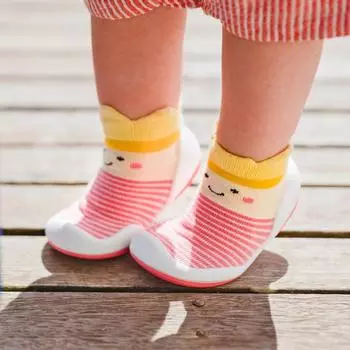 Розовые туфли Kinky Kingdom Crown со средней посадкой 115