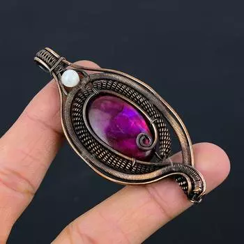 Розовый флэш-лабрадорит, лунный камень, драгоценный камень, чистая медная проволока, обернутая дизайнерской подвеской ручной работы, ювелирный подарок для нее 3.15 Inches розовый