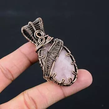 Розовый кварц Драгоценный камень Чистая медная проволока Обернутая ювелирная подвеска ручной работы 6.8 Inches розовый