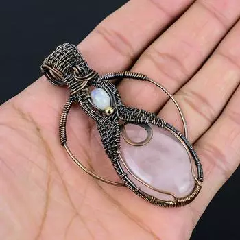 Розовый кварц и лунный камень драгоценный камень ручной работы медная проволока обертка привлекательный ювелирный кулон для нее 3.03 Inches розовый