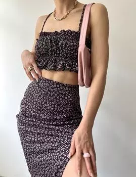 Розовый вязаный костюм с двуспальной кроватью Mai Nicole с цветочным узором