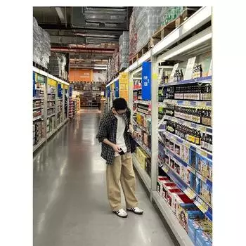 Рубашка с длинным рукавом с буквенным принтом 2024 года в японском стиле в стиле Гонконга, свободная рубашка для мальчиков, летнее модное универсальное повседневное пальто M красный