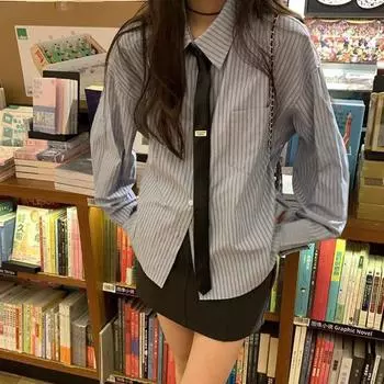 Рубашка в тонкую полоску. Свободная повседневная шикарная рубашка. Рубашка в академическом стиле. S