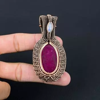 Рубин и лунный камень, драгоценный камень, чистая медная проволока, уникальный ювелирный кулон ручной работы 2.56 розовый