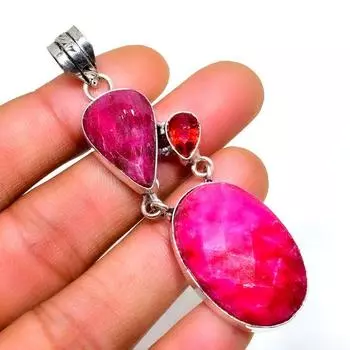 Рубин(Смоделированный) Ювелирная подвеска с серебряным покрытием 925 пробы и граната 2,65 дюйма 2.65 розовый