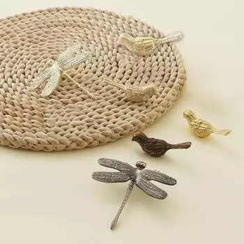 Ручка для шкафа в виде стрекозы из цинкового сплава, винтажная ручка для ящика шкафа-купе, металлическая ручка для двери шкафа, офисное украшение для кухни