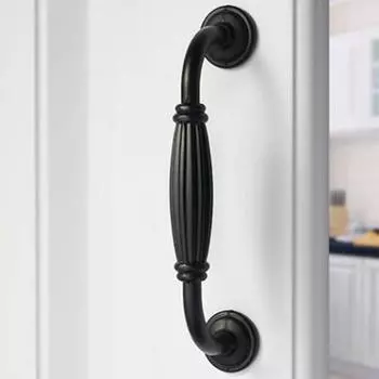 Ручка, удобная на ощупь, прочная, европейская, современная.