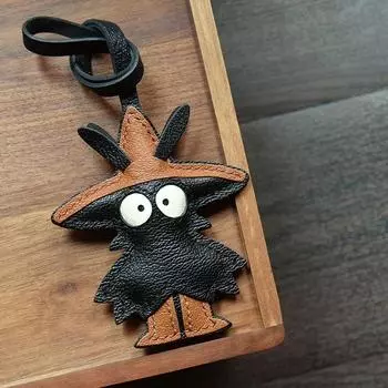 Ручная работа Кожаный Милый Черный Эльф с травой и шляпой Брелок-шарм для сумки Ключница Ключное кольцо