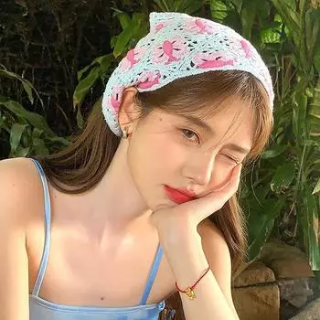 Ручная работа крючком маленький цветок треугольная повязка на голову французский пасторальный стиль платок шапка весна лето вязаная повязка на голову полотенце