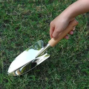 Ручная садовая лопата с деревянной ручкой Нержавеющий ручной мастерок из полированной нержавеющей стали Простой в использовании Практичный садовый инструмент для выкапывания прополки A