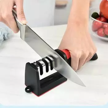 Ручная точилка для ножей, 3-сегментный инструмент для быстрой заточки с нескользящей основой, точилка для нескольких бытовых кухонных ножей, аксессуары S красный