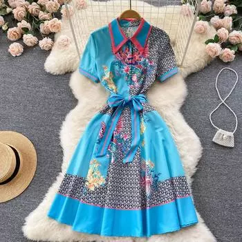 RUGOD 2022 Лето Новое европейское и американское французское ретро высококачественное облегающее платье средней длины в западном стиле на шнуровке с принтом M синий