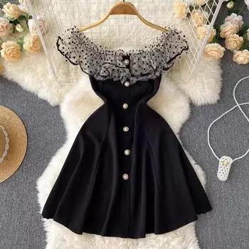 RUGOD Французское нишевое темпераментное маленькое черное платье с открытыми плечами и оборками в стиле Хепберн, сексуальное платье на одно плечо с талией