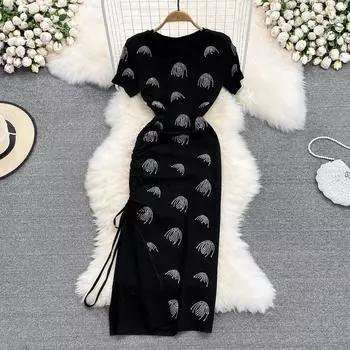 RUGOD Лето Новое европейское и американское эластичное облегающее платье средней длины с круглым вырезом, инкрустированным бриллиантами One Size чёрный