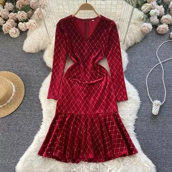 RUGOD женское осеннее бархатное платье с v-образным вырезом в стиле ретро, тонкая юбка на талии с длинными рукавами и бедрами M чёрный