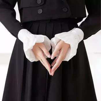 Рукава-фонарики в стиле «темперамент» Универсальные рукава «принцесса» Плиссированные рукава-фонарики с оборками, украшенные накладными манжетами белый