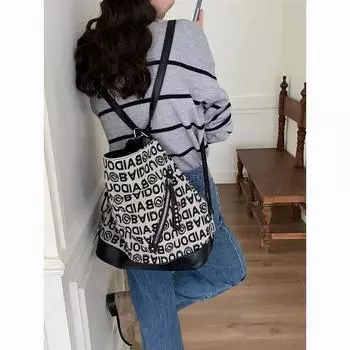 Рюкзак дизайн sense нишевая сумка женская высокого класса sense большая вместительная сумка для поездок на работу одно плечо кроссбоди многоцелевой рюкзак чёрный