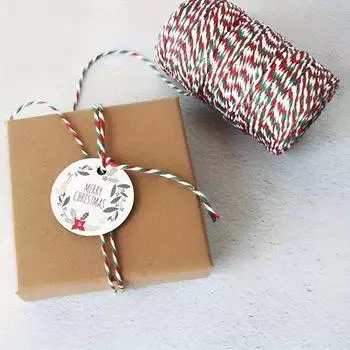 Рулон 70-го размера трехцветной рождественской веревки из полиэстера и хлопка, толщина веревки ручной работы 2 мм, подходит для упаковки и проектов «сделай сам». красный