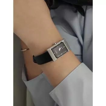 RUMTTON Женские дизайнерские часы с кожаным ремешком Grid Black Silver