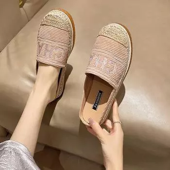 Рыбацкая обувь Xiaoxiangfeng, женские тапочки, новинка 2024 года, вышитые ленивые тапочки с одной педалью 35 бежевый