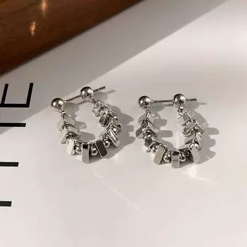 S925 Маленькие серебряные игольчатые серьги-гвоздики с роскошным дизайном в стиле меньшинств, блестящие металлические цепочки, простые индивидуальные серьги-кольца 925