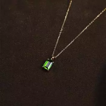 S925 Серебро Изумрудный Кубик Сахарное Ожерелье для Женщин Специальный Дизайн Светлый Роскошный Зеленый Драгоценный Камень Подвеска Цепь Ключицы 925