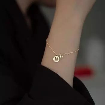 S925 Серебряный корейский легкий роскошный темпераментный браслет с буквой H для женщин, простой нишевый дизайн, новые модные аксессуары для рук Ins Adjustable size