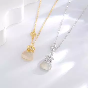S925 silver and white chalcedony lucky bag necklace women s collarbone chain light luxury medium pendant Guochao temperament design sense jewelry 925 Silver