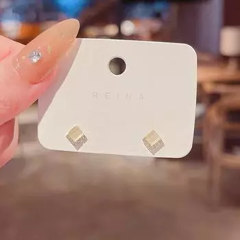 S925 Silver Cat s Eye Stone Micro-Inlaid Diamond Earrings - Korean Style, Minimalist and Trendy. золотой