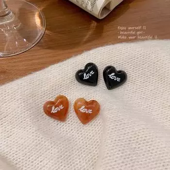 S925 Silver Needle Maillard Love Peach Heart Earrings - Light Luxury, Versatile, Simple, Autumn/Winter Design for Women A1388 чёрный