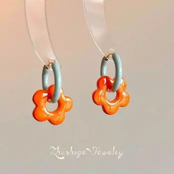 S925 Sterling Silver Dopamine Color Flower Stud Earrings for Women Accessible Luxury Minority Design Earrings Cute Sweet Delicate Earrings Pair of orange flower earrings