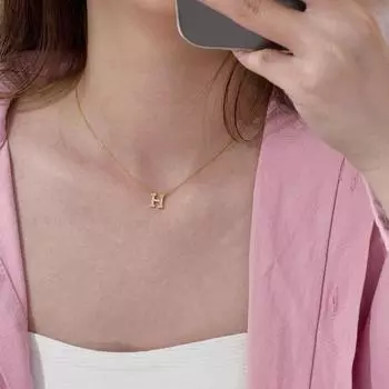 S925 Стерлингового Серебра Буква H Кулон Темперамент Ключицы Цепи Кулон H Ключицы Ожерелье Простые Модные Ювелирные Изделия Горячее Серебряное Ожерелье золотой
