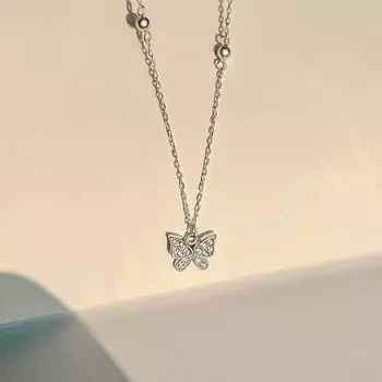 S999 Нога Серебряная вспышка бриллиантовая бабочка ожерелье Женское легкое роскошное нишевое темпераментное ключичная цепочка 99