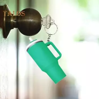 Съемный брелок-подвеска с бальзамом для губ, мини-подстаканник, компактный дизайн, удобный брелок для переноски, брелок-аксессуар красный