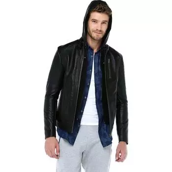 С капюшоном из натуральной кожи, человек из натуральной кожи, мужское пальто