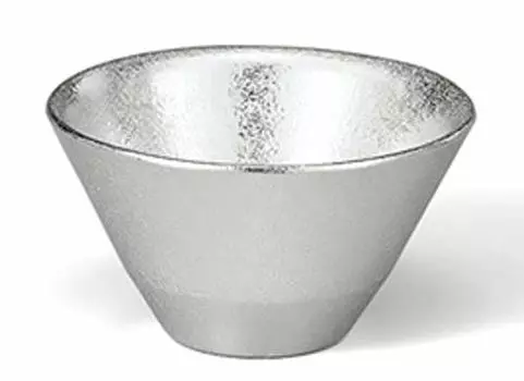 с японской чашкой Nousaku Kiki 2 [упаковочная бумага] - -