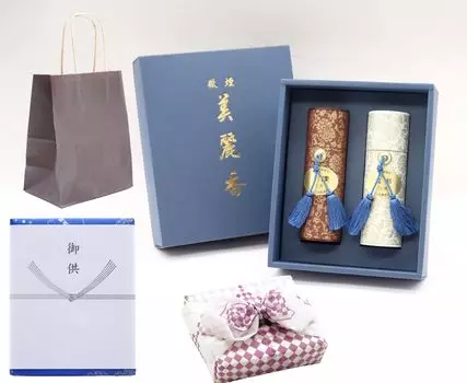 с сумкой для переноски Furoshiki, виды красивых благовоний из сандалового дерева и агарового дерева, а также ароматические палочки furoshiki для подарков на 3-й год Bunsei Safe