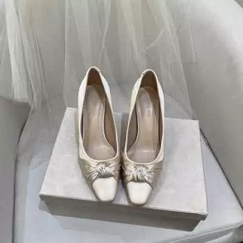 С свадебным платьем шампанского цвета туфли подружки невесты французские не уставшие ноги полные ноги широкие ноги толстые каблуки свадебные туфли высокие каблуки 2024 осень новые модели 35