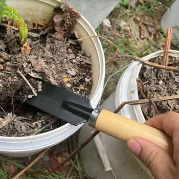 Садовая лопата с деревянной ручкой и длинной лопатой для копки, посадки, прополки, стальной садовый совок для сбора и рыхления почвы чёрный