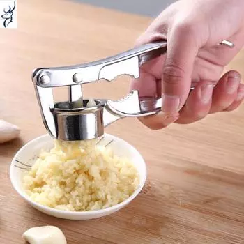 SAGI Многофункциональный кухонный инструмент для очистки чеснока из нержавеющей стали серебряный