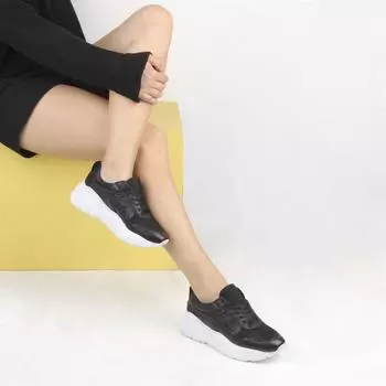 Sail Lakers - Женские повседневные кроссовки из кожи черного цвета