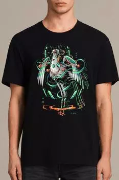 Самец черной птицы