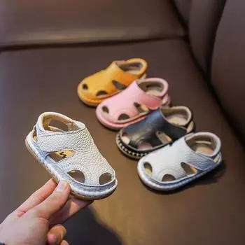 Sandalias Cowhide Baby Shoes Летние детские прогулочные сандалии для девочек и мальчиков Дышащая пляжная обувь Удобная мягкая подошва Kdis Shoes 14 insole11.5cm белый
