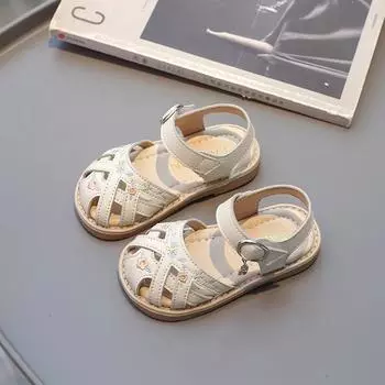 Сандалии Baotou для девочек, новые летние детские туфли принцессы с вышивкой, вязаная прогулочная обувь для маленьких девочек, тренд