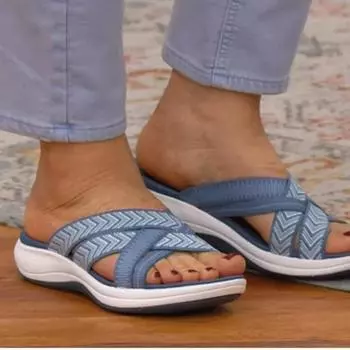 Сандалии большого размера с толстой подошвой, женские летние новые повседневные сандалии на плоской подошве из летающей ткани на мягкой подошве 35 чёрный