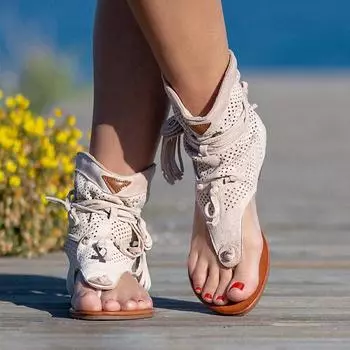Сандалии большого размера. Женские европейские и американские винтажные ажурные сандалии на плоской подошве с бахромой и клипсами. 35 бежевый