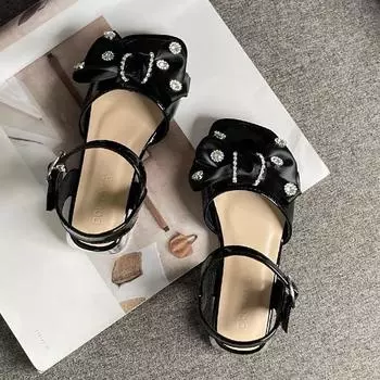 Сандалии для девочек 2024 года, новые детские туфли с открытым носком и стразами на низком каблуке, нескользящие, повседневные туфли для вечеринок, свадеб, шоу, мягкие и простые 26 бежевый