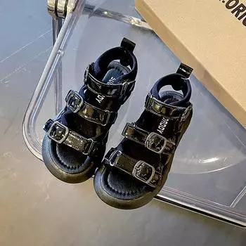 Сандалии для мальчиков с глянцевой пряжкой, универсальные, с липучкой, для девочек, детская повседневная обувь, дышащая, летняя, новинка 2024 года, детская обувь, нескользящая, из полиуретана 26 бежевый