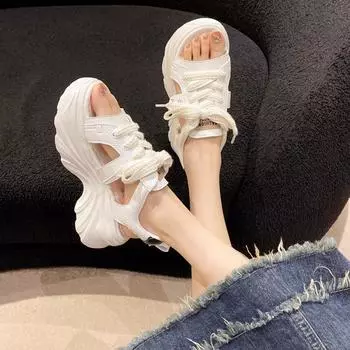 Сандалии для торговли за рубежом Интернет-знаменитости сандалии на платформе женские летние новые маленькие мужские сандалии на платформе для улицы пляжная обувь 35 белый