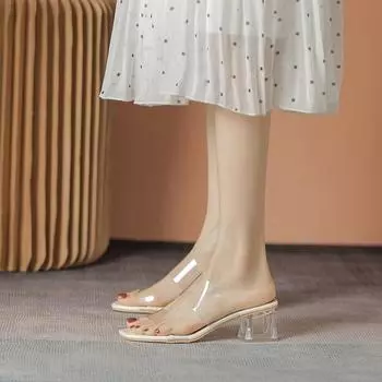 Сандалии Fairy Wind женские 2025 новые летние европейские и американские хрустальные прозрачные сандалии с поясом верхняя одежда одиночные туфли женские с классными тапочками 33 хаки